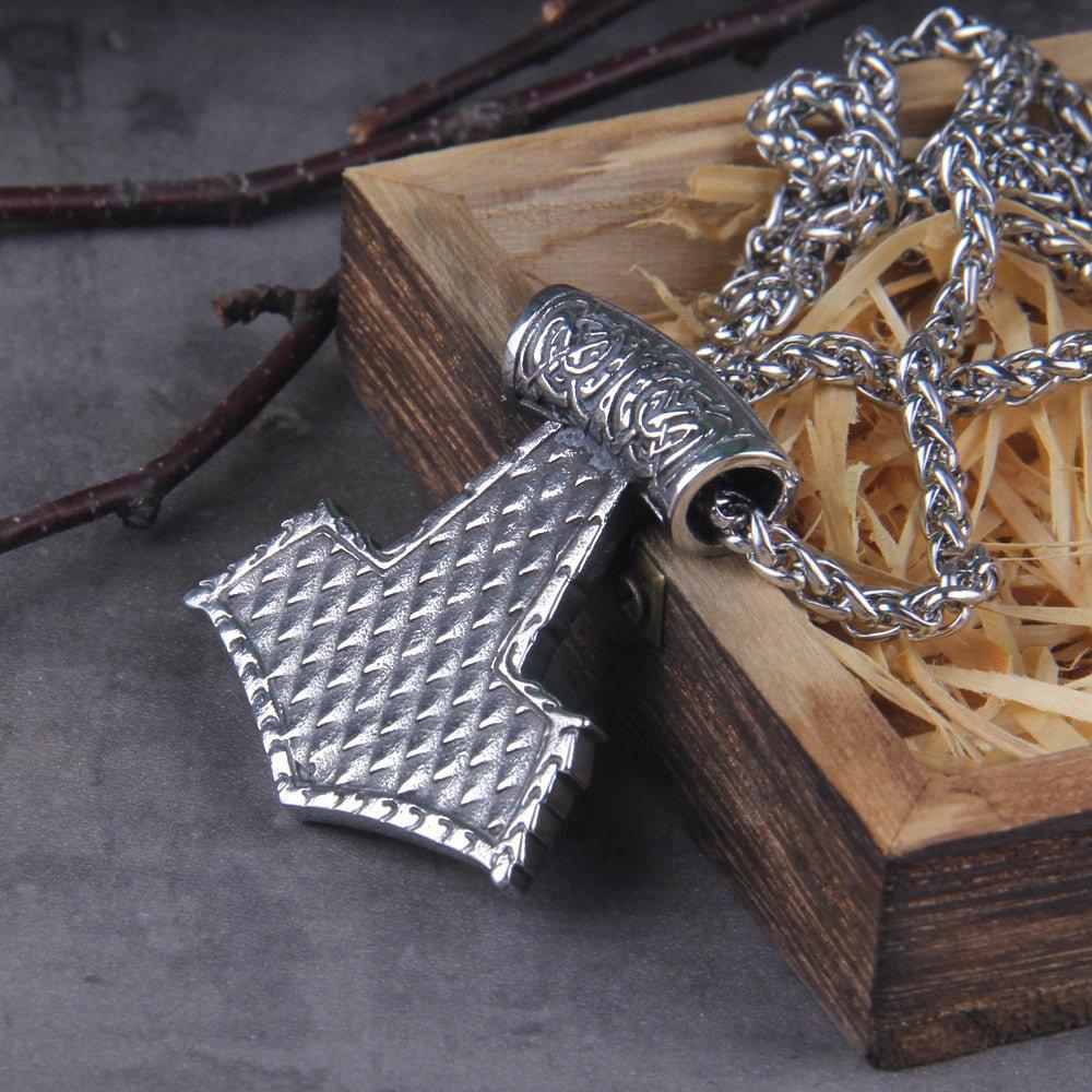 Heavy Thor’s Hammer Knotwork Viking Necklace - Image 5
