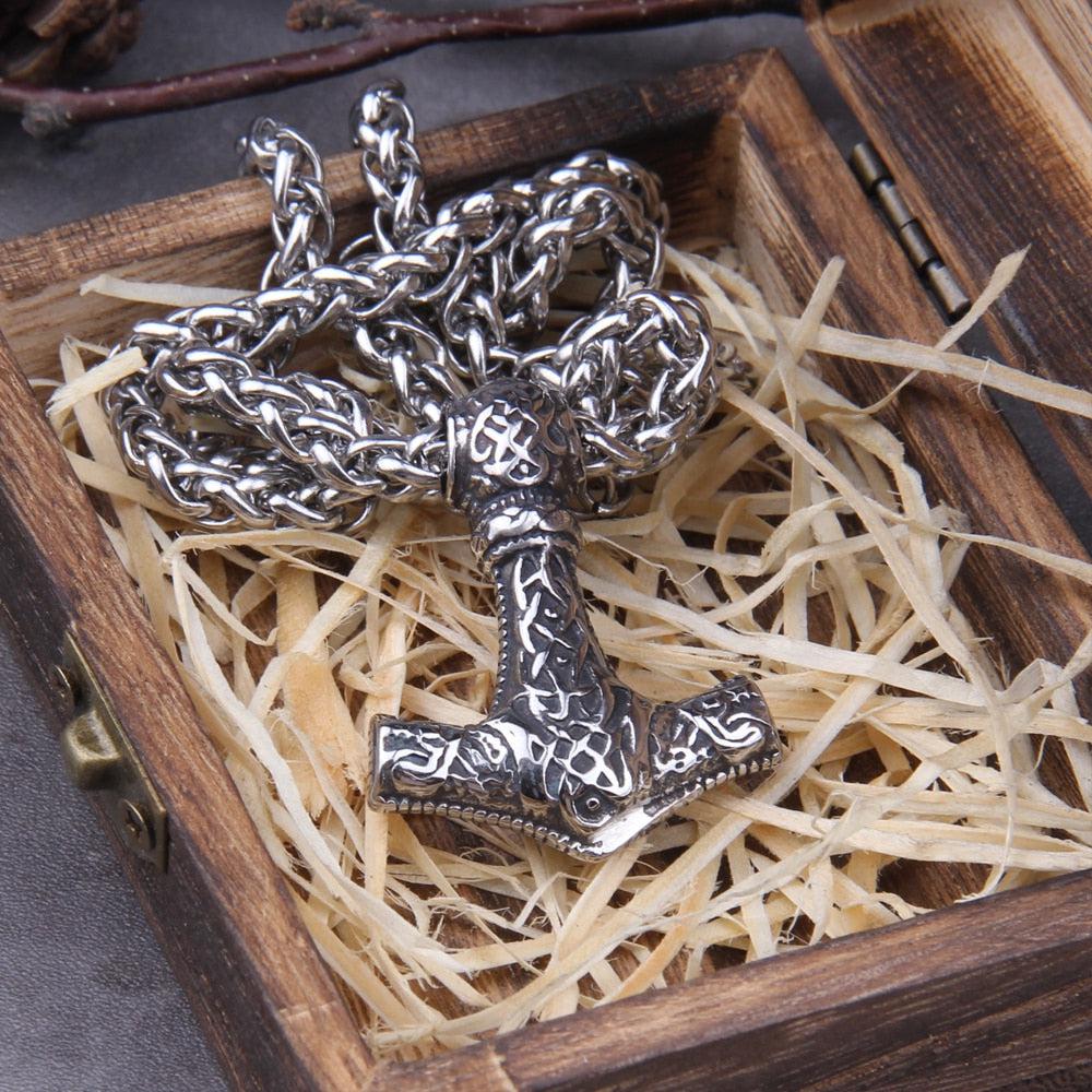 Viking Geri & Freki Wolf Head Thor's Hammer Mjolnir Necklace | Steel Chain - Image 3