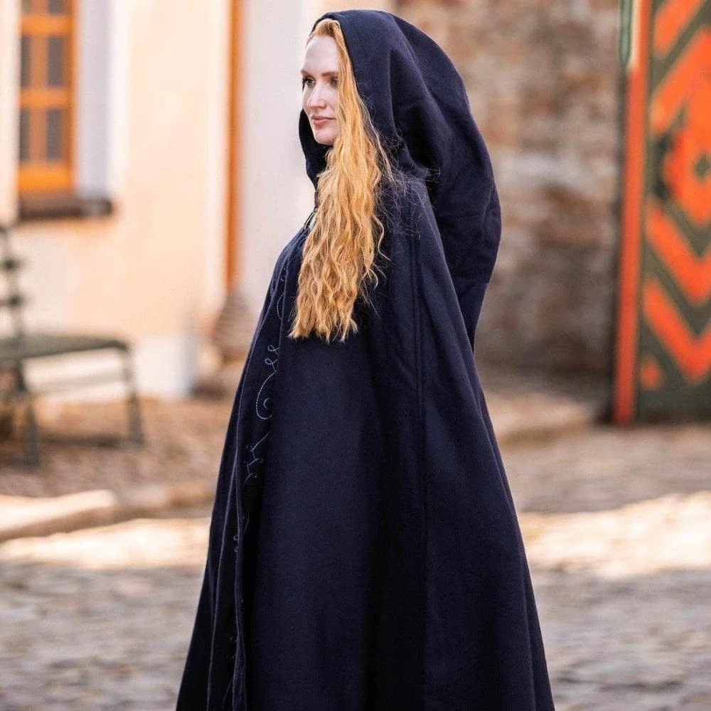 Handcrafted Hooded Viking Cloak | Embroidered with Wolf Head Clasp - Image 4