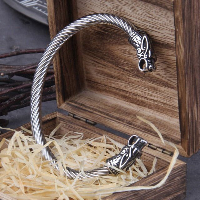 Knotwork Wolves of Ragnarok Geri & Freki Torc Bracelet | Stainless Steel - Image 6