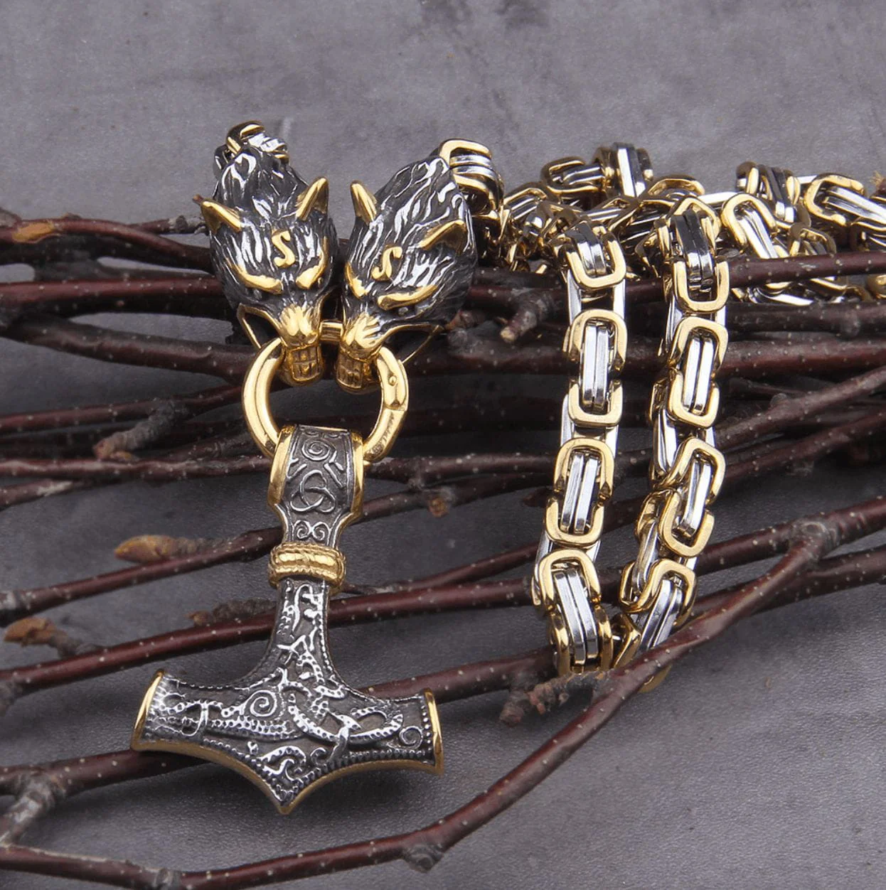 Fenrir Sun-Eater Wolf of Ragnarok Mjolnir King's Chain | Gold & Steel - Image 2