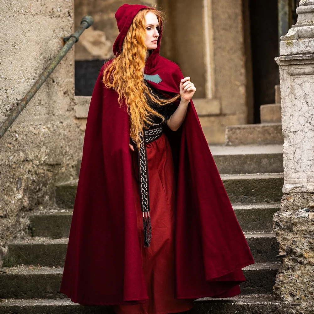 Red Unisex Wool Viking Cloak | Wolf Clasp - Image 3