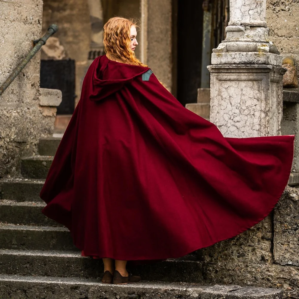 Red Unisex Wool Viking Cloak | Wolf Clasp - Image 5