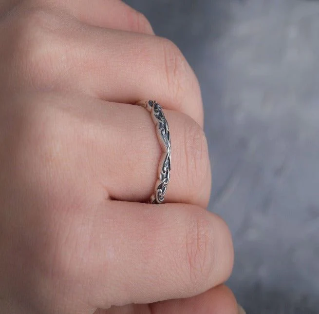 Sterling Silver Viking Raven Ring | Customizable Size - Image 6