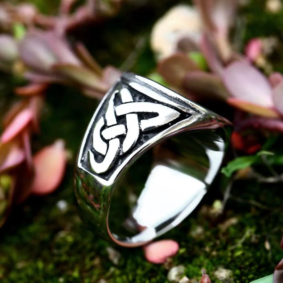 Tree of Life Knotwork Viking Ring - Image 2
