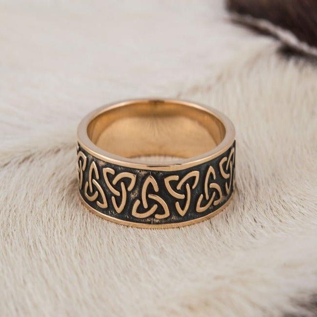 Bronze Triquetra Norse Ring | Handmade Symbolic Jewelry - Image 3
