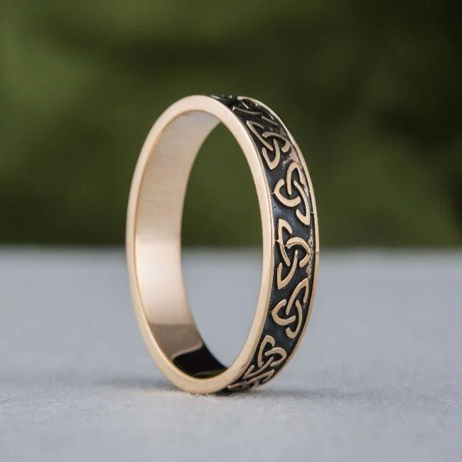 Bronze Triquetra Norse Ring | Handmade Symbolic Jewelry - Image 5