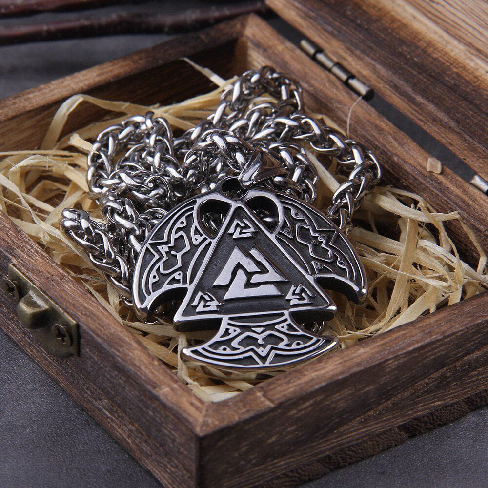 Viking Valknut Talisman Pendant Necklace - Image 4