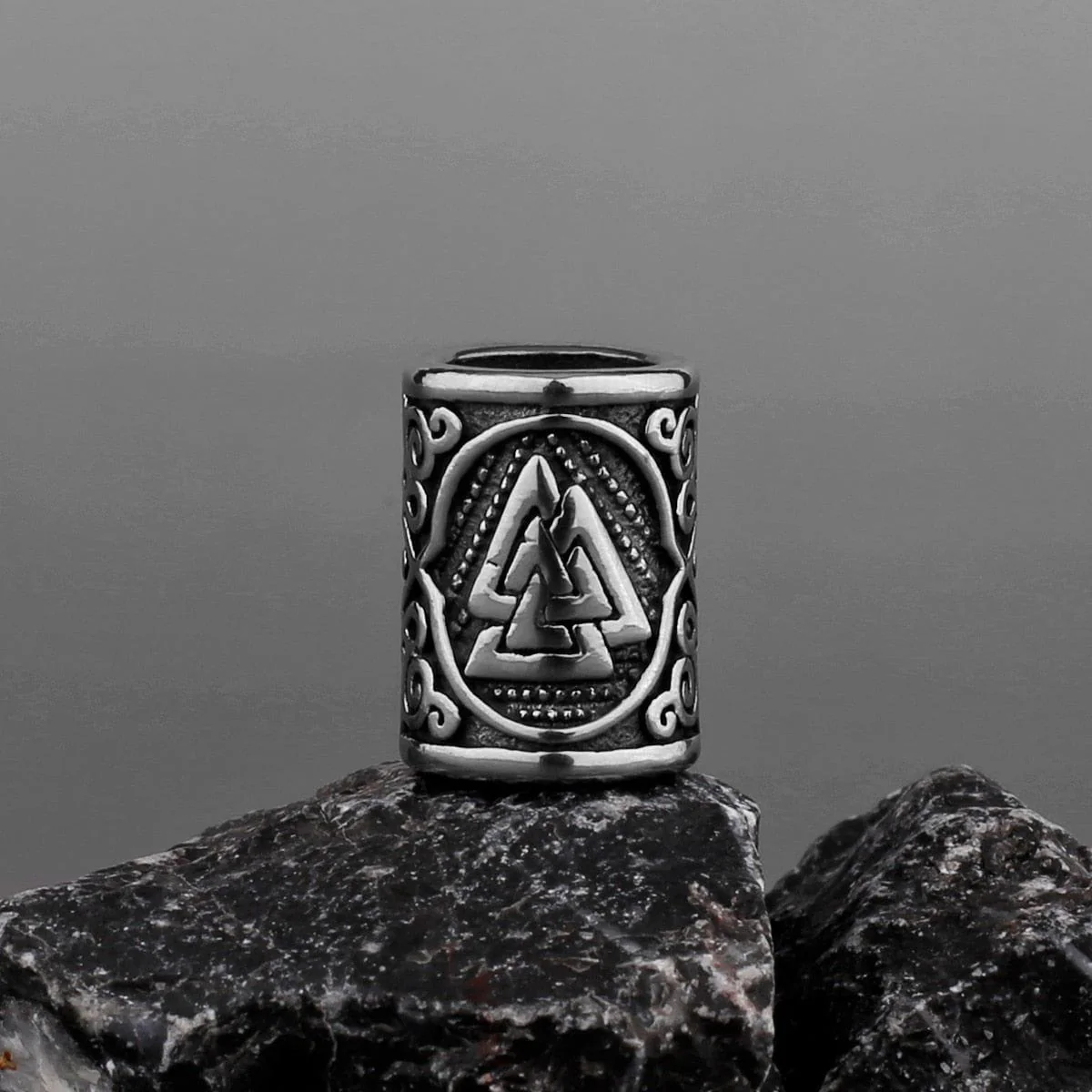 Valknut Viking Beard Bead - Image 3