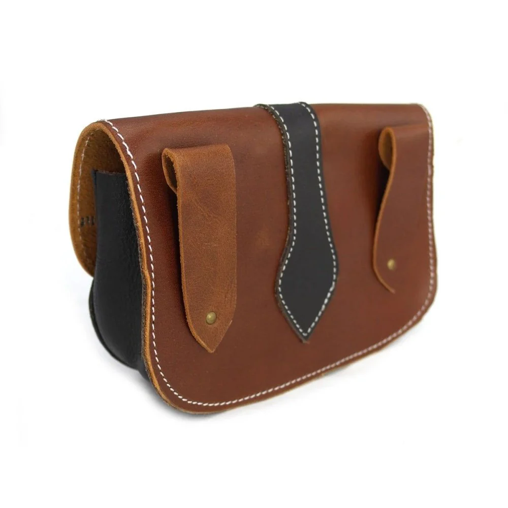 Brown Viking Leather Belt Pouch | Wooden Clasp Closure - Image 4