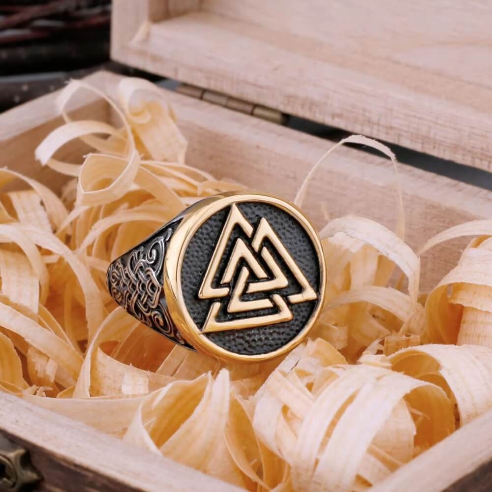 Viking Valknut Celtic Knot Signet Ring - Image 3