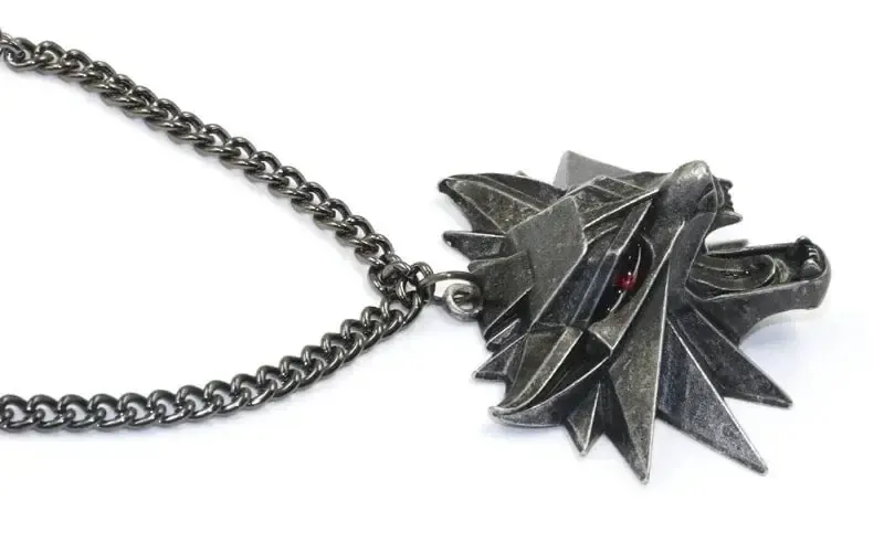 Viking Wolf Necklace | Darkened Steel with Colored Stone Eyes | Witcher Inspired - Image 6