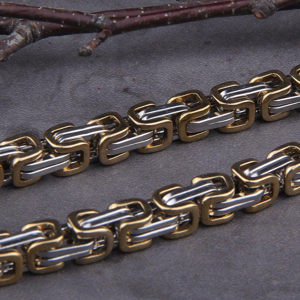 Wolf's Head Thor's Hammer Mjolnir Viking Necklace | Gold & Steel Chain - Image 4
