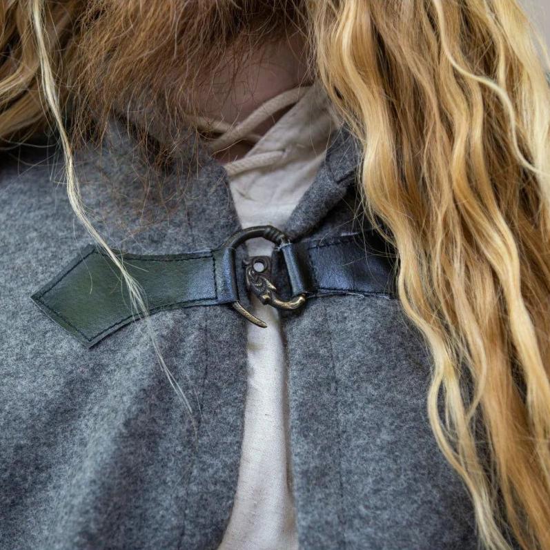 Unisex Wool Viking Cloak | Wolf Clasp - Image 4